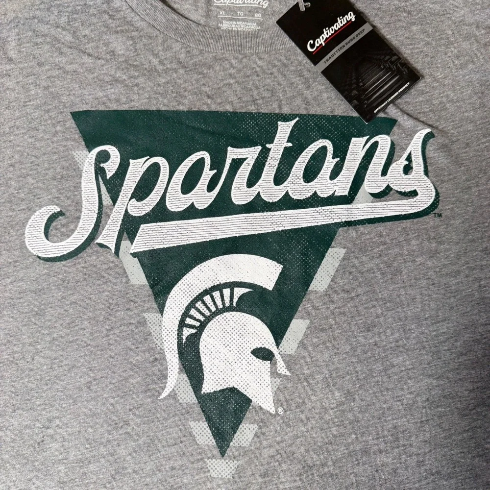 Captivating Michigan State Spartans Men XL Gray Short Sleeve Graphic T-Shirt NWT